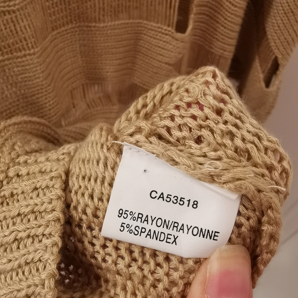 Katie Distressed Top - Picture 5 of 5